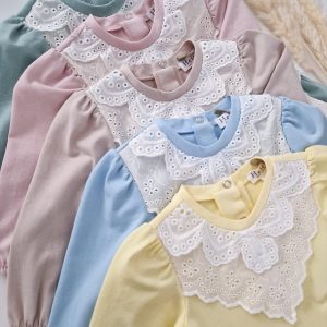 Sukienka boho wykończono beżowo-białymi koronkami 5 kolorów