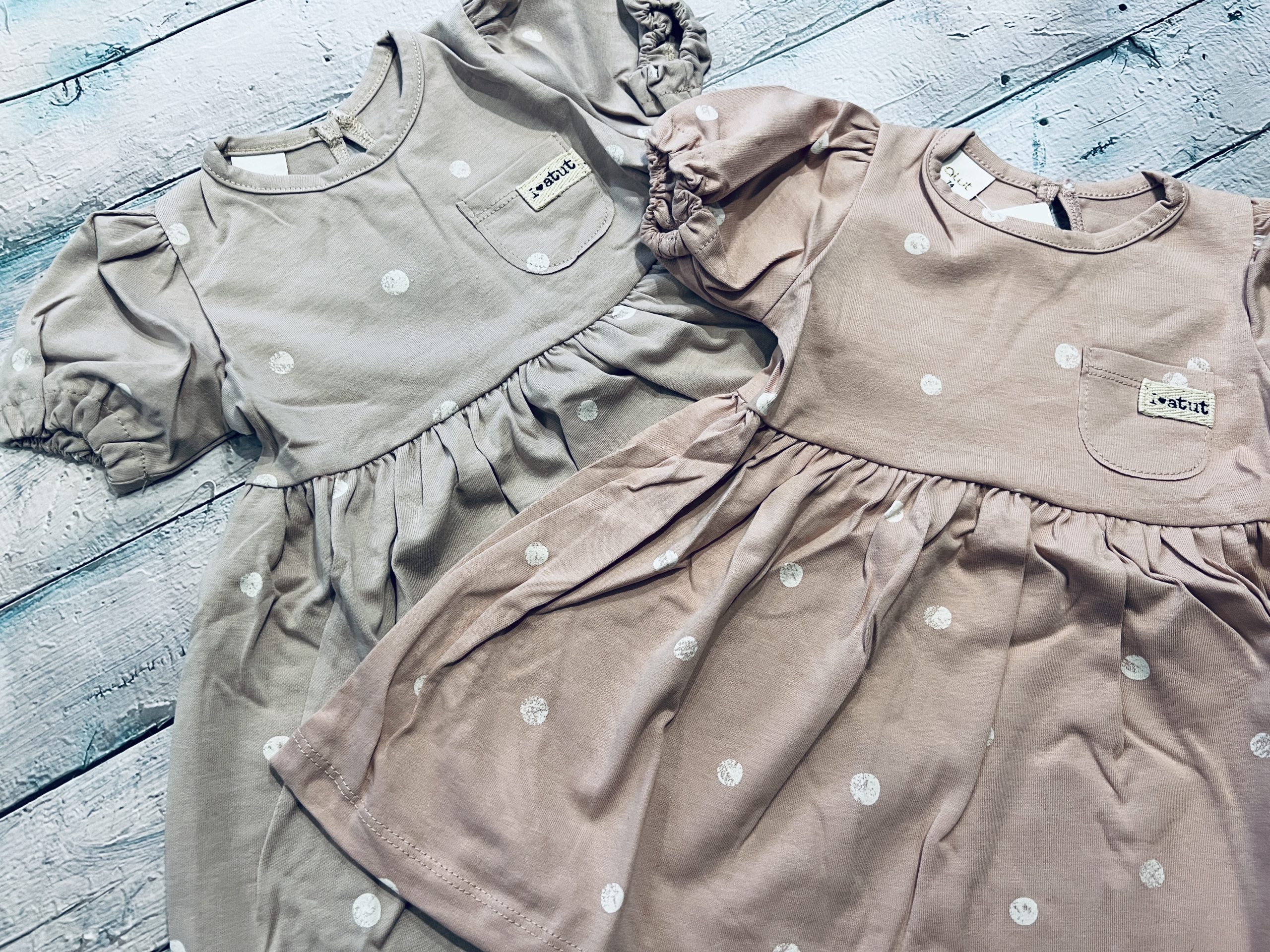 Sukienka krótki rękaw groszki od Atut / 2 kolory - obrazek 5