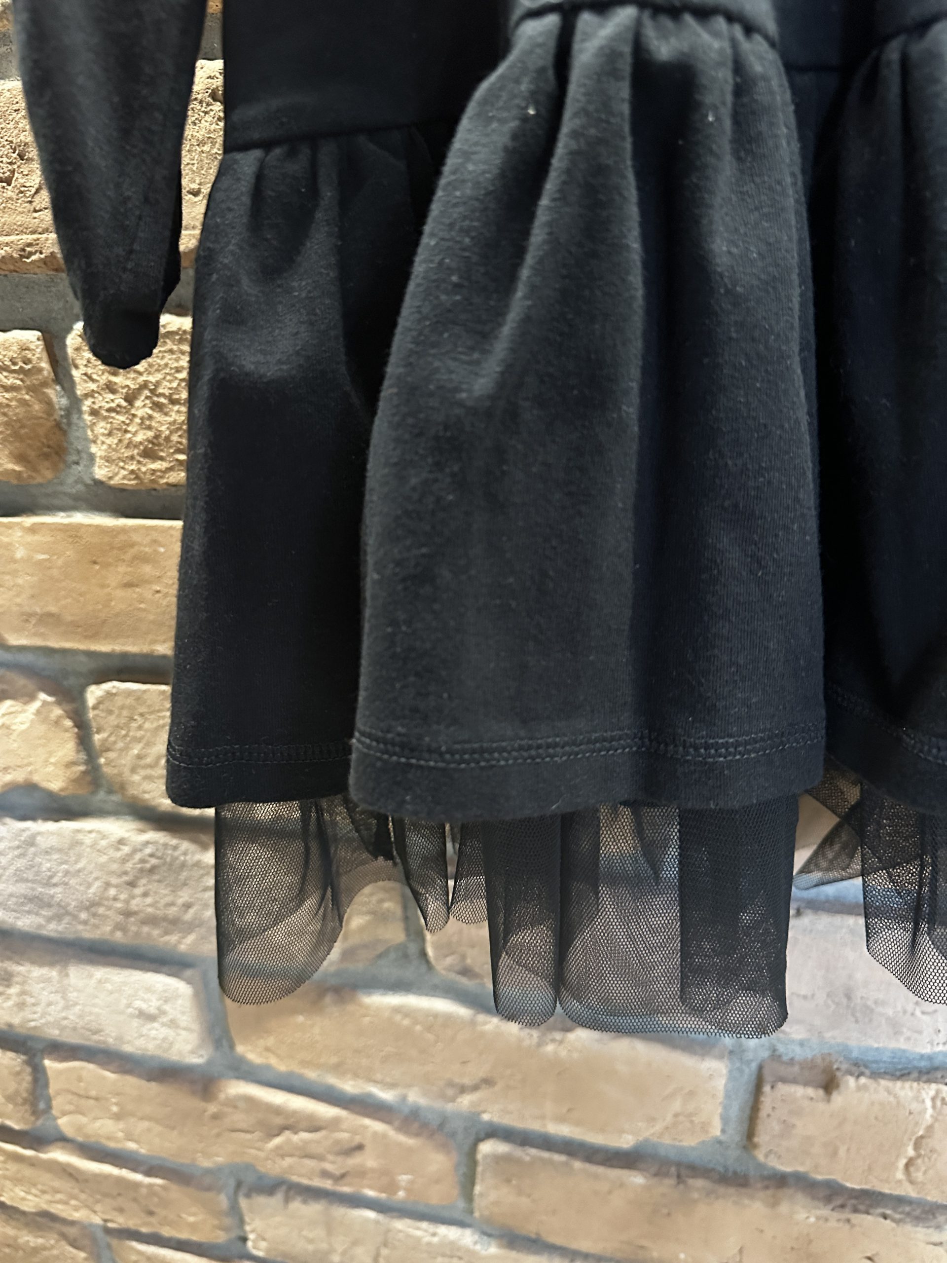 Sukienka Czarna Z Tiulem MIMI - obrazek 6